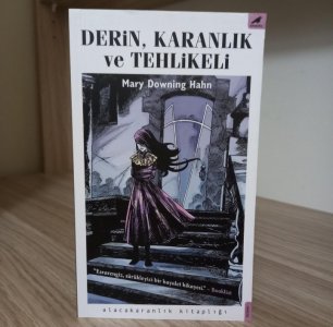 Derin Karanlık ve Tehlikeli