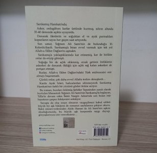 Karda Ayak İzleri