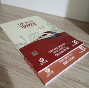 Yedi İklim Türkçe B1 Ders ve Çalışma Kitapları